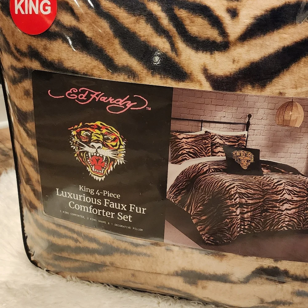 Ed Hardy King 4Piece Luxurious Leopard Print Faux Fur comforter set new
